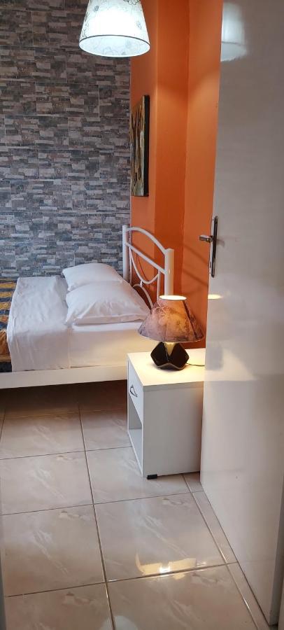 Jenny'S Garden Apartment Vourvourou Luaran gambar