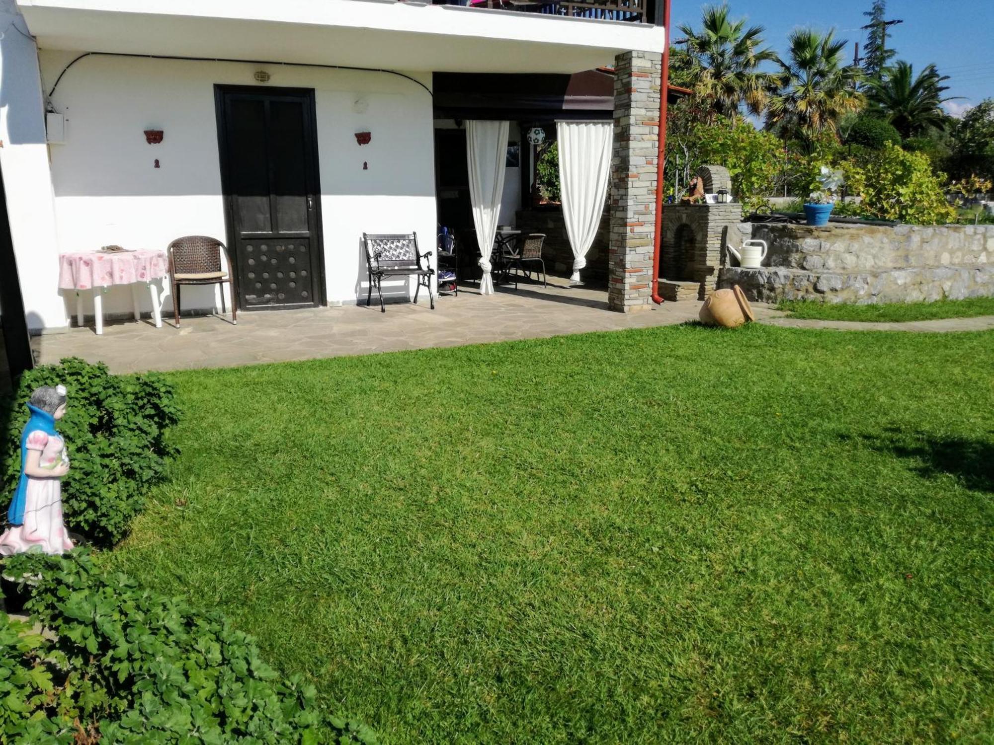 Jenny'S Garden Apartment Vourvourou Bilik gambar