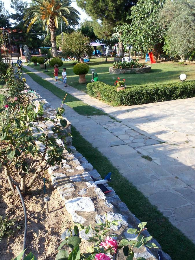 Jenny'S Garden Apartment Vourvourou Luaran gambar