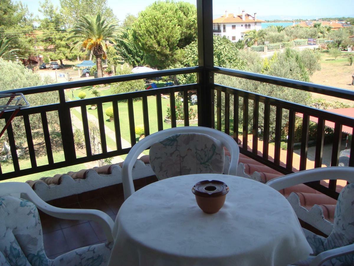 Jenny'S Garden Apartment Vourvourou Luaran gambar