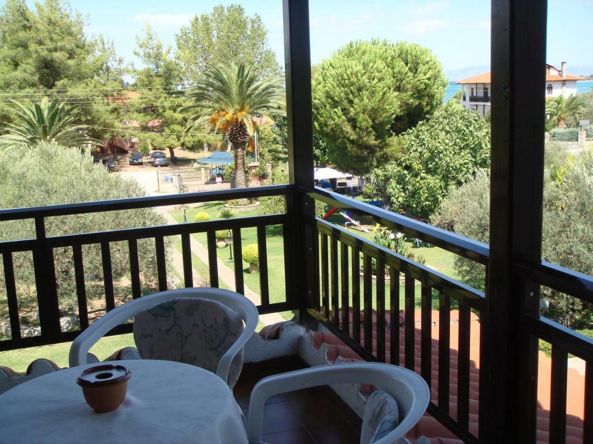 Jenny'S Garden Apartment Vourvourou Luaran gambar