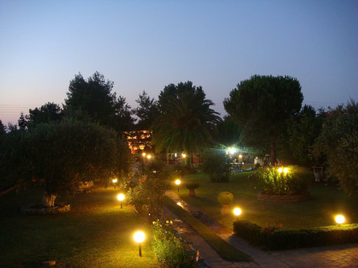Jenny'S Garden Apartment Vourvourou Luaran gambar